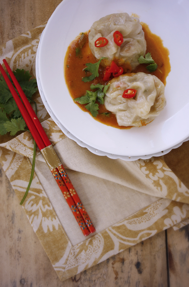 Momo with Curry Sauce