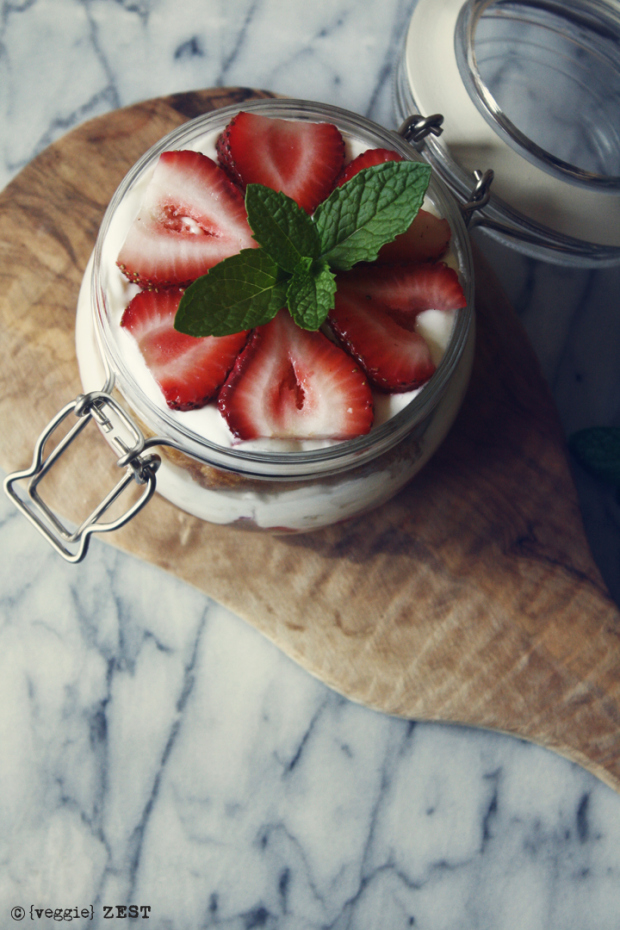 strawberry trifle 03